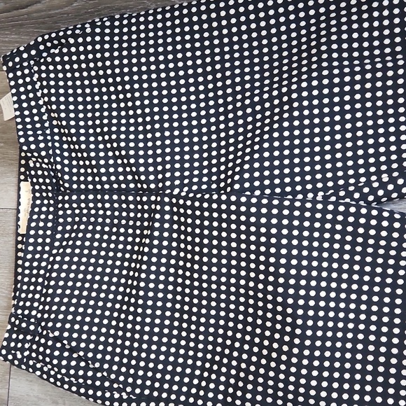 Abercrombie & Fitch Women's Black and White Patterned Chinos - Picture 2 of 5